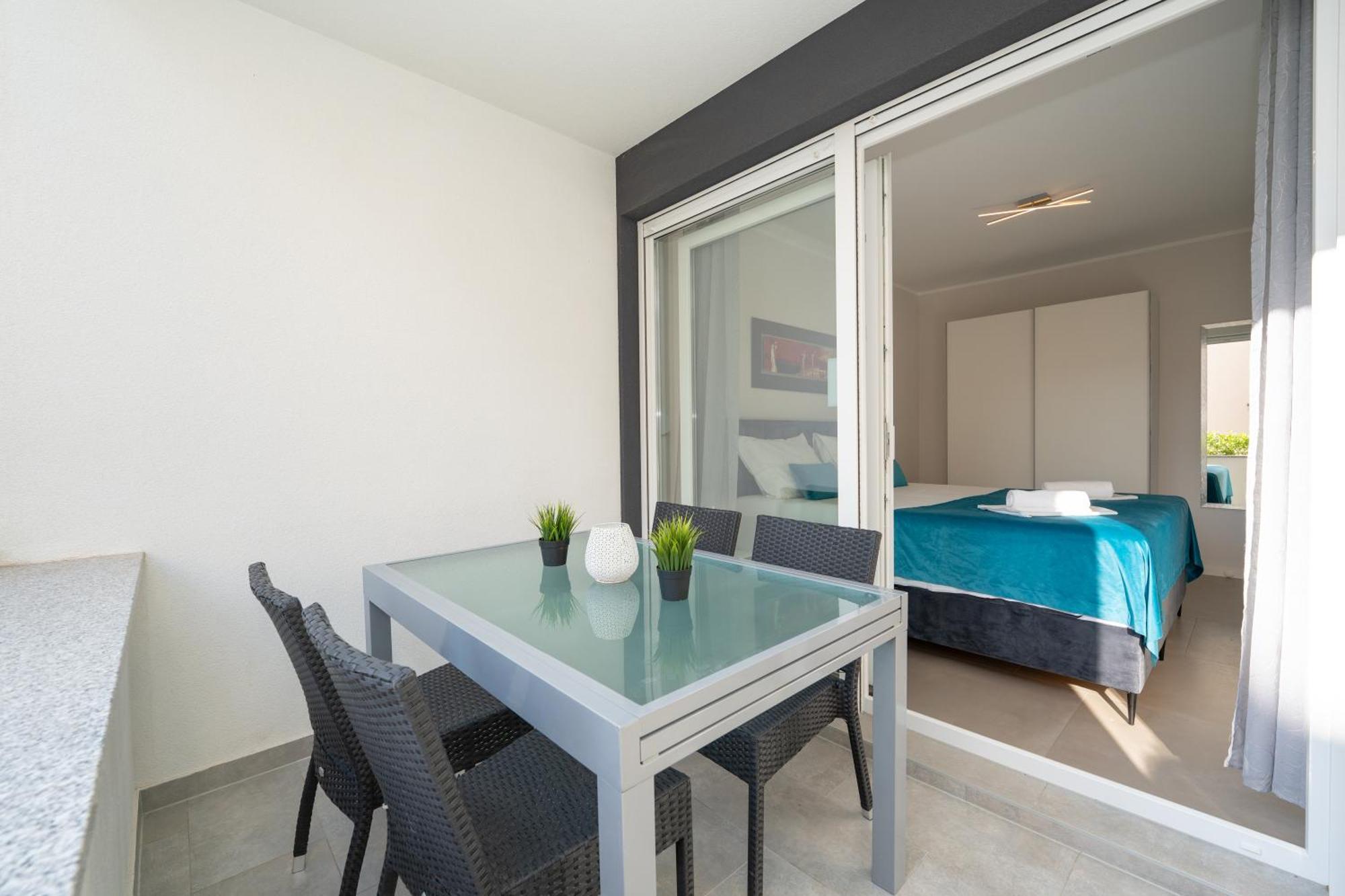 Relax Apartments Novalja Dış mekan fotoğraf