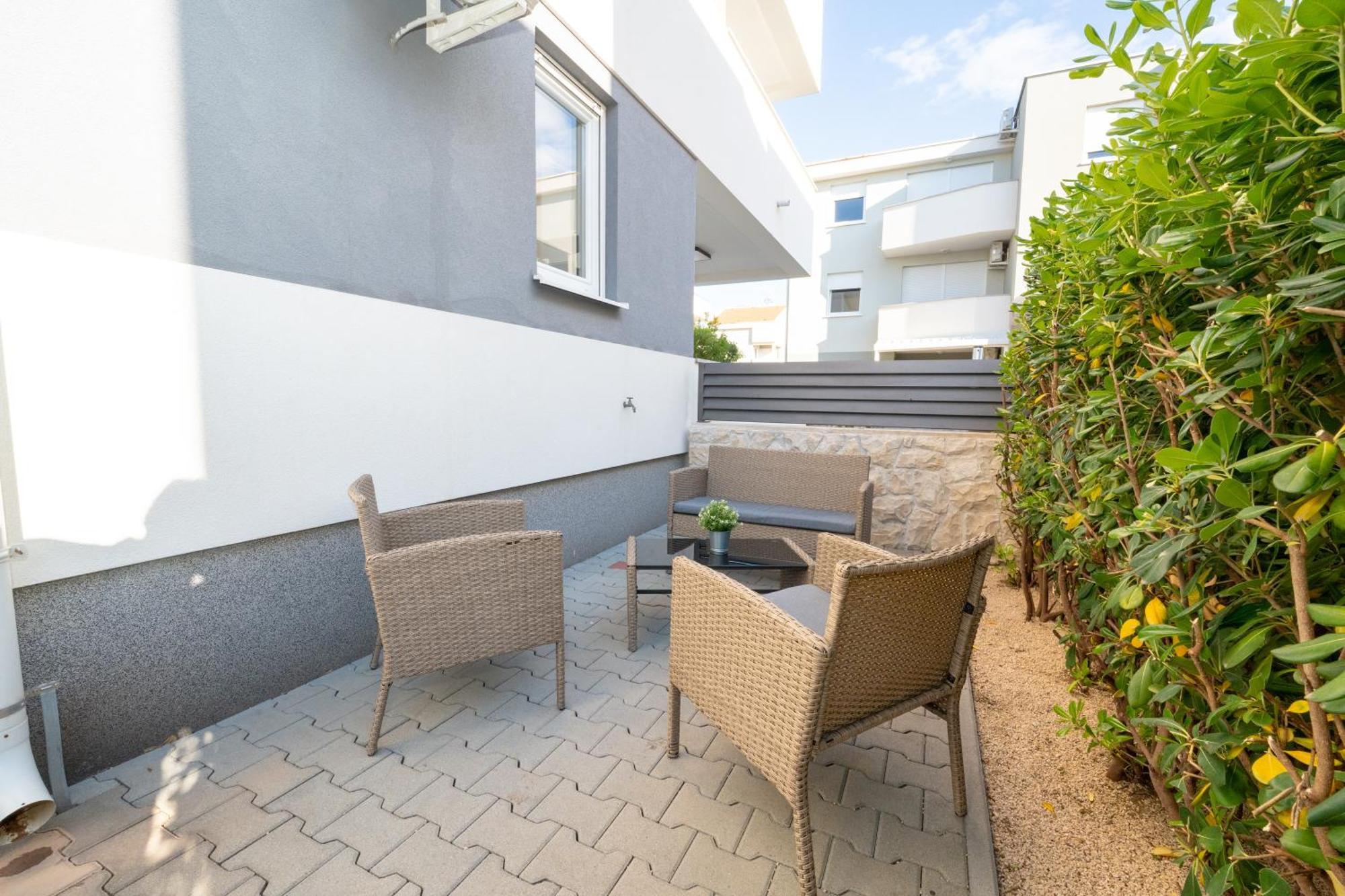 Relax Apartments Novalja Dış mekan fotoğraf