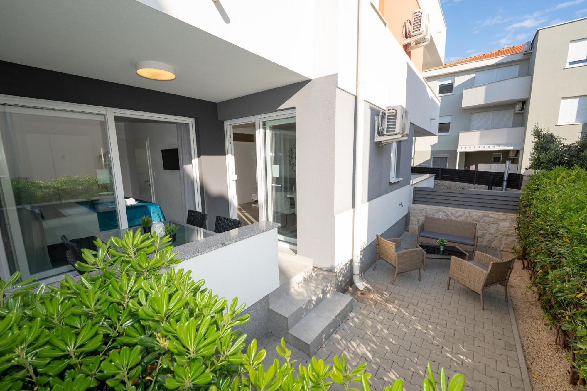 Relax Apartments Novalja Dış mekan fotoğraf